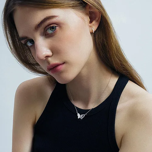 Miniatura 2 de FOESSD Butterfly Necklace - Gold Silver Pearl Dainty Double Butterfly Chokers Necklaces Y Chain Jewelry Birthday Gifts for Women Girls