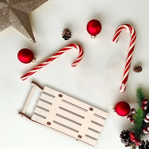 Miniatura 5 de jojofuny 12 piezas de decoración de trineo de madera: mini trineo para adorno de Navidad, adornos de trineo de madera sin terminar