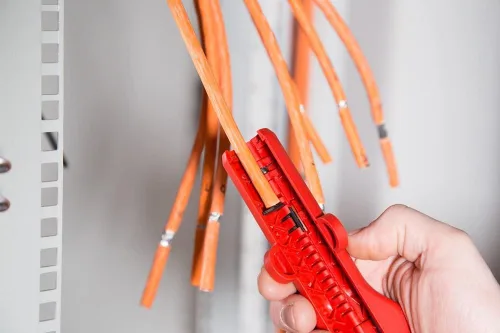 Miniatura 3 de WEICON Pelacables Cat No.10 - Pelacables de red, práctico pelacables para cables de datos, cables de red Cat 5, 6 y 7, color rojo
