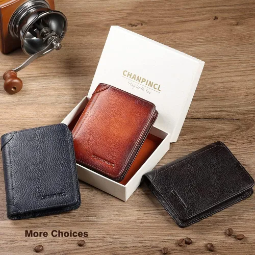 Miniatura 67 de Billetera de piel triple con bloqueo RFID para hombre con 2 ventanas de identificación, 2 compartimentos para efectivo, 6-8 ranuras para tarjetas