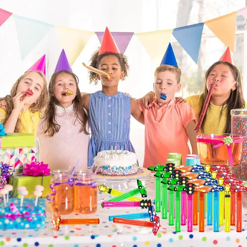 Miniatura 5 de uoyoi Regalos de fiesta de autos de carreras, 24 varitas de burbujas para niños, varita de burbujas genial para suministros de fiesta de cumpleaños