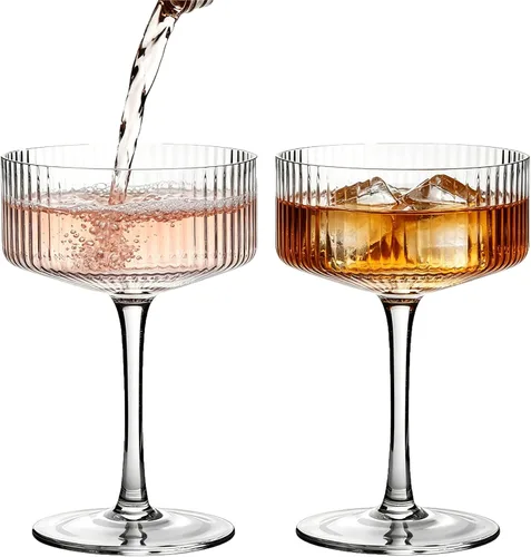 Juego de 2 vasos de cóctel de copa acanalados, 10 onzas, clásico soplado a mano, juego de vasos de Martini con caja de regalo para cóctel, champán,
