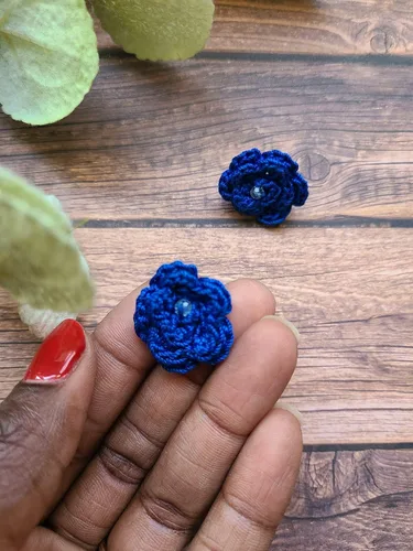 Miniatura 3 de Aretes de rosa para mujer, aretes de flor de moda con cristal de cuarzo transparente Azul