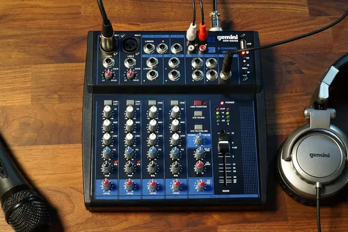 Miniatura 2 de Gemini - Mezclador de audio Bluetooth de 8 canales con reproducción USB, FX, EQ y Phantom Power, mezclador analógico compacto para podcasting