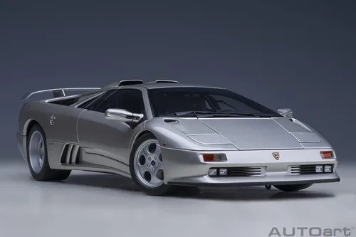 Miniatura 17 de AUTOart Lamborghini Diablo SE30 JOTA (TITANIO/Plateado metálico)