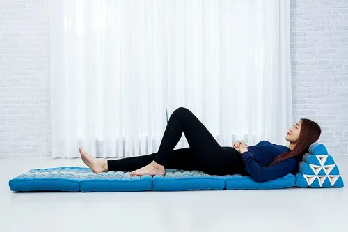 Miniatura 4 de Leewadee Cómodo colchón japonés de suelo, cama tailandesa con cojín triangular, colchón futón, tapete de masaje tailandés extra largo, 89 x 20 Sf22