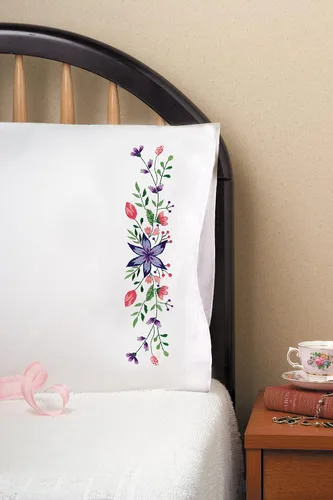 Miniatura 2 de Design Works Crafts Flores de estrella estampadas para fundas de almohada bordadas, blancas, estándar