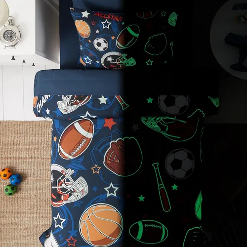 Miniatura 3 de Kaleido Space - Juego de edredón para niños tamaño individual de 5 piezas, con temática de deportes que brilla en la oscuridad, incluye sábanas