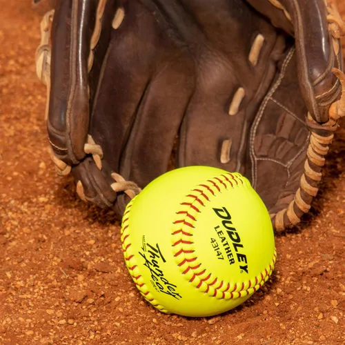 Miniatura 3 de Dudley Fastpitch Softballs Official USAB, USSSA, & NFHS Multiple 12 Count Options NFHS - Thunder Heat - Funda de piel amarilla de 12