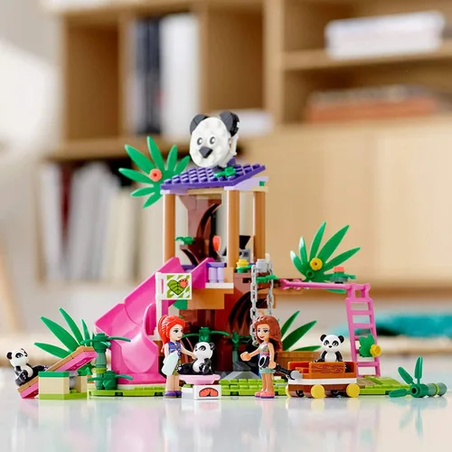 Miniatura 7 de LEGO Friends Panda Jungle Tree House 41422 Juguete de construcción; incluye 3 minifiguras de panda para niños que aman los animales salvajes, amigos