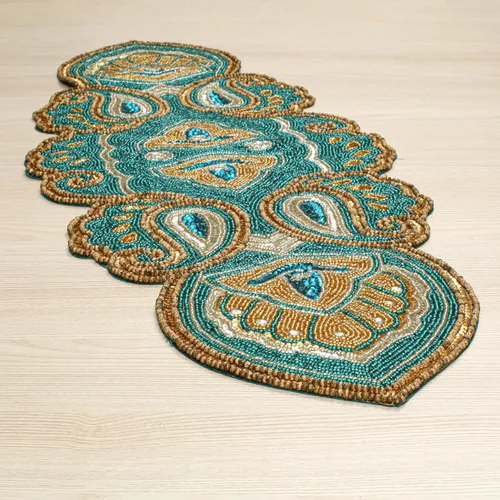 Miniatura 9 de Camino de mesa rojo navideño, camino de mesa navideño con cuentas de 36 pulgadas, camino de mesa con cuentas brillantes, centros de mesa
