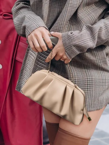 Miniatura 6 de SWEETV Dressy Vegan Leather Clutch Purse for Women Formal, Soft Pleated PU Evening Clutch for Weddings, Proms, Cocktail-Gemma