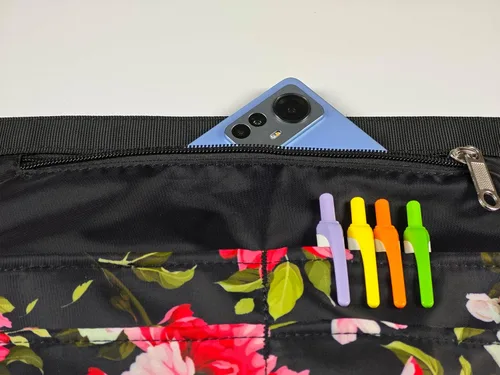 Miniatura 6 de Delantal de servidor impermeable para mujeres con 5 bolsillos, se pone y se quita rápidamente, delantales de camarera, delantal de trabajo