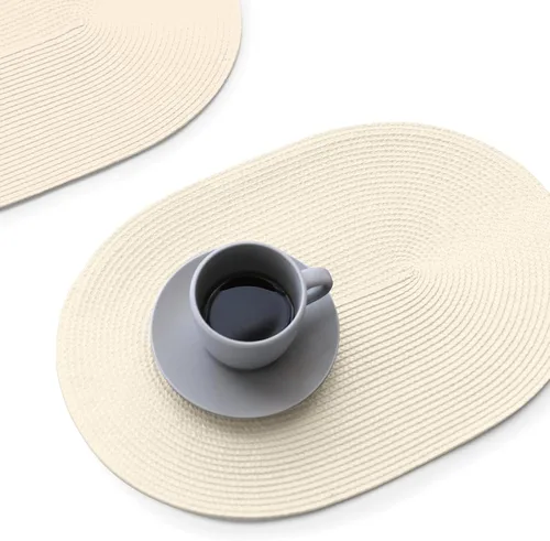 FunWheat Juego de 4 manteles individuales ovalados trenzados para mesas de comedor, lavables, resistentes al calor, para uso en interiores y Beige