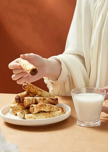 Miniatura 5 de Rollos de huevo de chocolate con avellana, bocadillos de relleno de galletas, barras de galletas de sándwich de chocolate, 4.23 oz/120 g envío desde