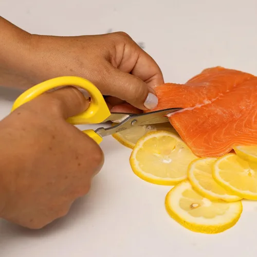 Miniatura 5 de Joyce Chen Tijeras de cocina originales ilimitadas, tijeras de cocina multiusos con asas cómodas, color amarillo, paquete de 2