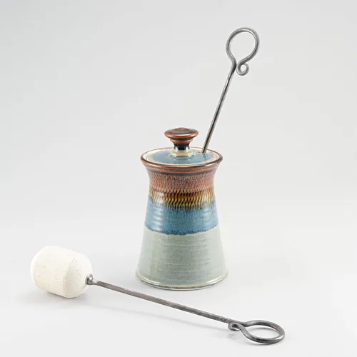 Georgetown Pottery Hecho a mano Cape Cod Firepot Firepot con hierro y esteatita fuego Starter Wand para chimenea, estufa de leña, hoguera Hamada y