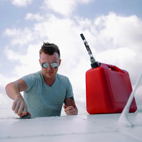 Miniatura 7 de Frienda Paquete de 8 dobladores de manguera de combustible para tanques de gasolina de carreras, jarras de gas, latas de aceite y tanque