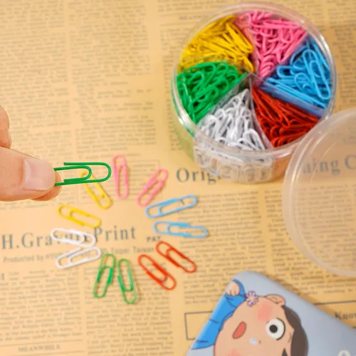 Miniatura 6 de Clips de papel de colores, 560 clips medianos de 1.3 pulgadas (1.299 in), ideales para suministros escolares de oficina, clips coloridos