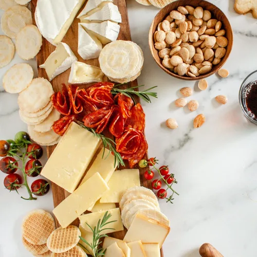 igourmet Caja de regalo para conocedores internacionales: con alimentos gourmet de todos los rincones del mundo, una emocionante colección de
