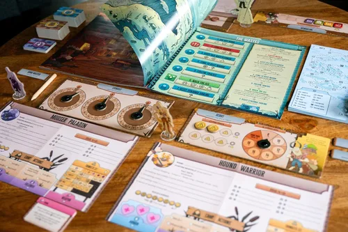 Miniatura 4 de Plaid Hat Games Freelancers Juego de mesa - Sumérgete en una economía post-apocalíptica de conciertos Juego de aventura narrativa, juego de rol