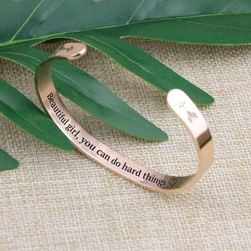 Miniatura 3 de Mint & Lily Pulsera de mantra personalizada, regalo para ella