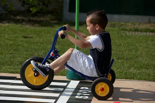 Miniatura 5 de Italtrike Atlantic SuperTrike - Triciclo para exteriores para niños pequeños y niños, ingeniería superior, fuerte y duradero, fácil de montar