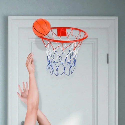 Miniatura 4 de ArtCreativity Mini juego de aro de baloncesto para colocar sobre la puerta, fácil de colgar, no requiere montaje, incluye 1 mini bola y aro de red
