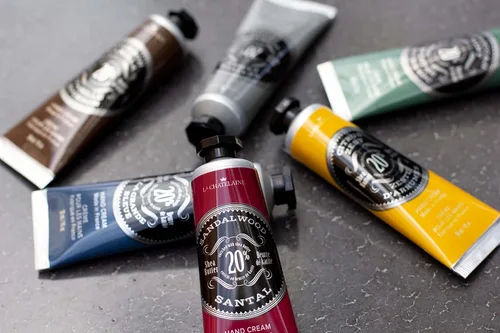 Miniatura 5 de LA CHATELAINE - Set de regalo de cremas de manos para hombres, tamaño de viaje, con 20% de manteca de karité orgánica