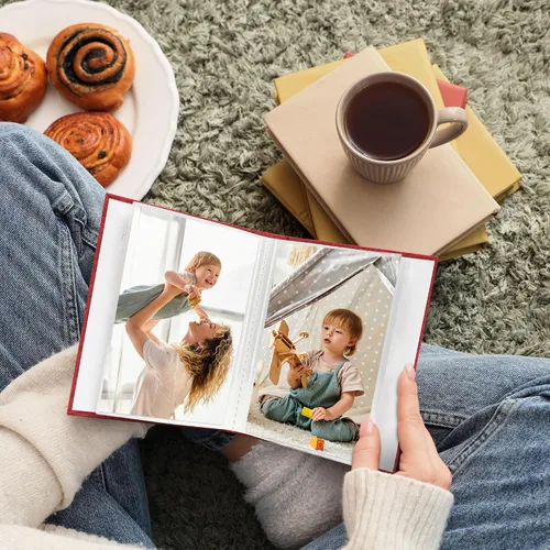 Miniatura 7 de Vienrose Álbum de fotos pequeño de 4 x 6 pulgadas, paquete de 2 mini libros de fotos con cubierta de lino, 26 páginas con capacidad para 52 Rojo