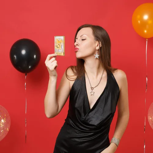 Miniatura 8 de 50 recuerdos dorados de fiesta de cumpleaños número 50 con diamantes de imitación, perfectos para invitados, 50 abridores de botellas de cerveza