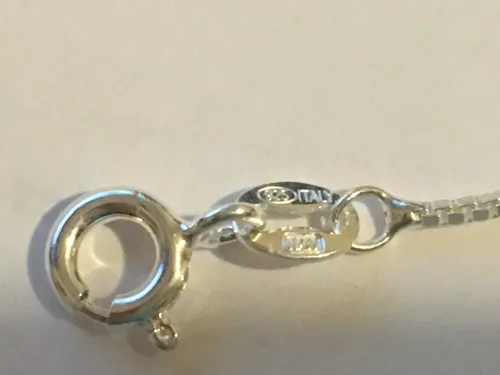 Miniatura 6 de Pearlina - Plata esterlina. Kit de perla de agua dulce en ostra. Collar con dije medallón enjaulado, 18".