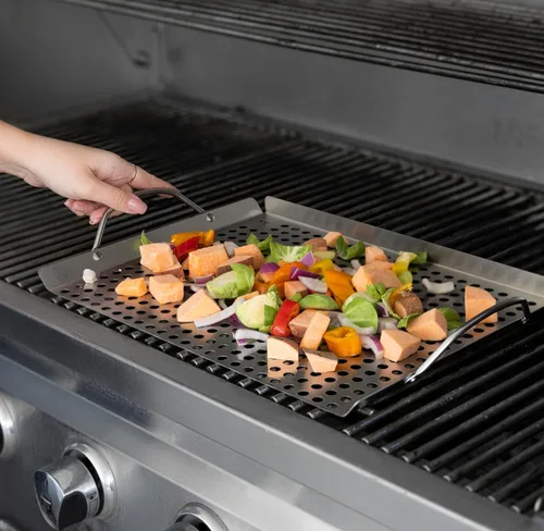 Miniatura 7 de Outset 76632 Rejilla de acero inoxidable para parrilla, bandeja de barbacoa de 11 x 17 pulgadas
