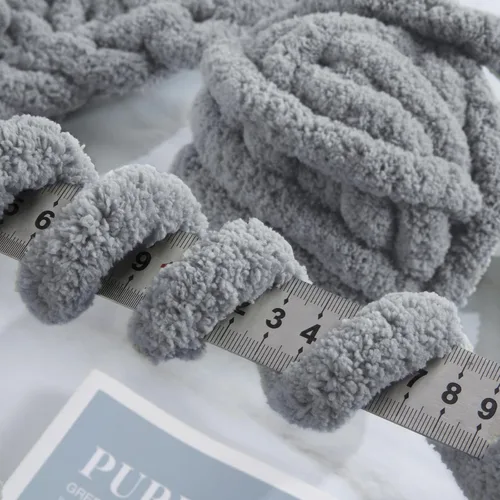Miniatura 5 de HOMBYS Hilo de felpilla gruesa para tejer a mano, hilo gigante súper voluminoso para tejer a mano, hilo de felpa suave de 3/4 pulgadas de grosor 4