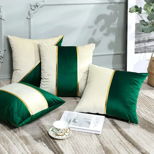 Miniatura 7 de OTOSTAR Juego de 4 fundas de almohada de terciopelo suave de 18 x 18 pulgadas, fundas de almohada decorativas modernas de cuero dorado a rayas
