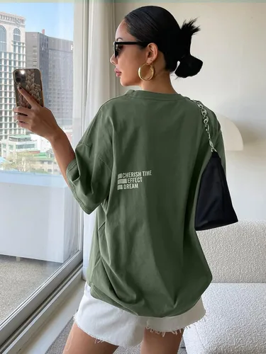 Miniatura 4 de MakeMeChic Camiseta casual de manga corta con estampado de letras y cuello redondo para mujer