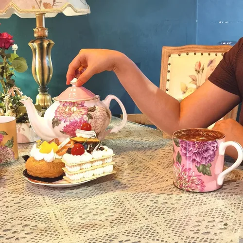 Miniatura 3 de Tetera de porcelana de hueso, teaset inglés, diseño floral de dalia con borde dorado, 37 onzas
