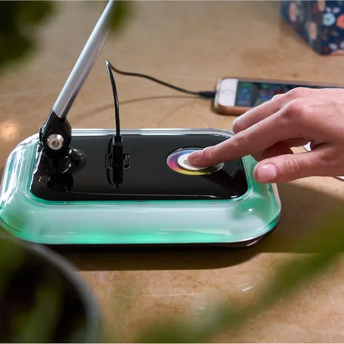 Miniatura 6 de OttLite Lámpara de escritorio LED Glow con puerto de carga USB, portátil, ajustable, luz de escritorio, color negro