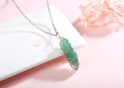 Miniatura 2 de XIANNVXI Collar con colgante de luna creciente envuelta en alambre con forma de árbol de la vida Collar con piedras de cristal curativo de reiki