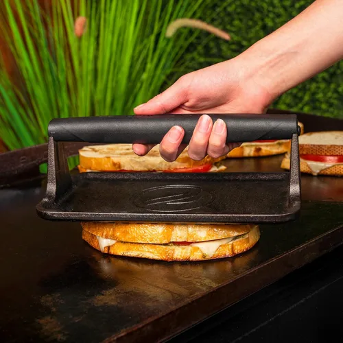 Miniatura 6 de Blackstone 5553 Prensa de Parrilla de Hierro Fundido Pre-Sazonada Mediana de Servicio Pesado-Carne, Hamburguesa, Tocino, Bistec, Panini, Sándwich
