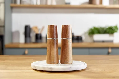 Miniatura 2 de Cole & Mason Marlow Juego de molinos de madera, molinillos de sal y pimienta equilibrados, herramientas de especias recargables, ajustes ajustables