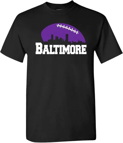Miniatura 22 de Xtreme Apparrel City Skyline - Camiseta de hombre para los aficionados al fútbol americano Baltimore - Camisa púrpura