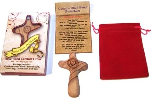 Miniatura 5 de Holy Land Market Cruz reconfortante de madera de olivo grabada con corona de espinas y corazón, caja de regalo, bolsa de terciopelo y tarjeta