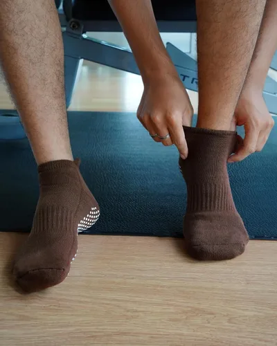 Miniatura 4 de RATIVE - Calcetines antideslizantes para yoga, pilates y hospitales, para adultos, hombres y mujeres
