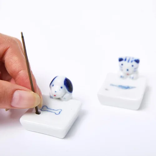 Miniatura 3 de Juego de 2, mini gatito japonés con perro, hecho a mano, de cerámica blanca, soporte para incienso o quemador de incienso, bandeja para decoración