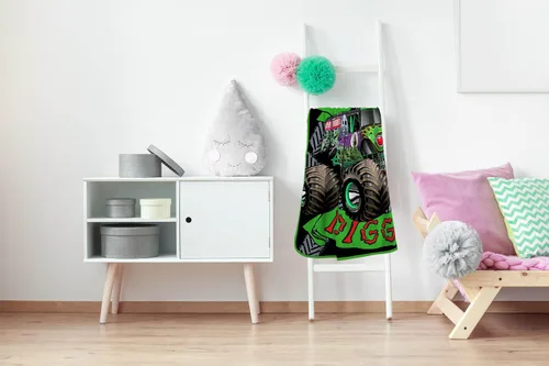 Miniatura 6 de Manta de felpa Monster Jam de Sunny Side Up – Mide 46 x 60 pulgadas – Ropa de cama para niños súper suave y acogedora de forro polar. Negro