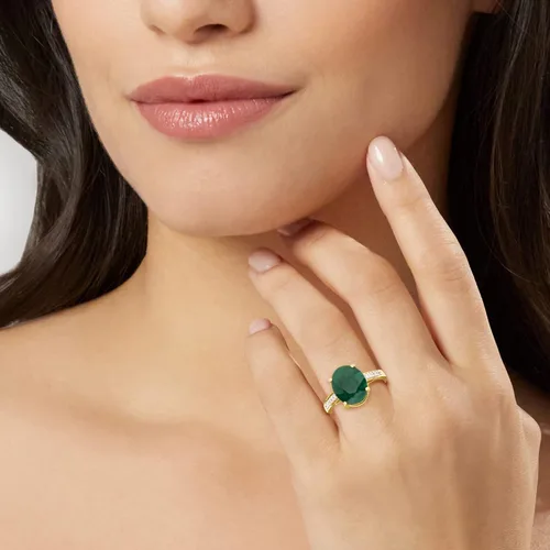 Miniatura 2 de Anillo Canaria Esmeralda de 3.80 quilates con detalles de diamantes en oro amarillo de 10 quilates