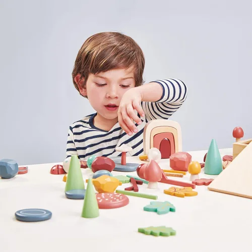 Miniatura 9 de Tender Leaf Toys My Forest Floor - Bandeja de madera abierta para Tinker con compartimentos extraíbles, juguete Montessori para juegos imaginativos