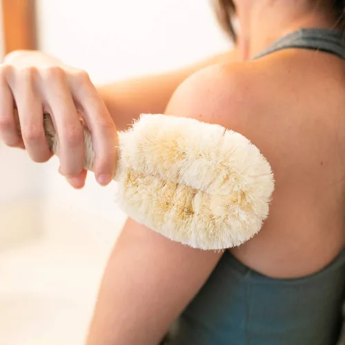 Miniatura 4 de GranNaturals Cepillo de sisal para piel y cuerpo para baño y ducha Fibras naturales para mejorar la circulación sanguínea, exfoliar la piel