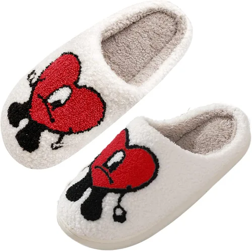 Las bonitas pantuflas de conejito malo perfectas para mujeres y hombres bordado de dibujos animados pantuflas cálidas de invierno con patrón de amor